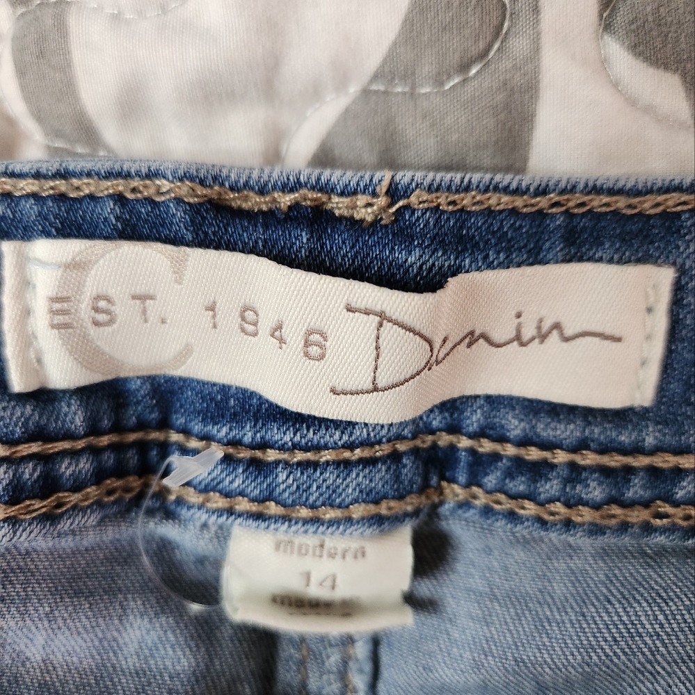 Jeans - Picture 2 of 3